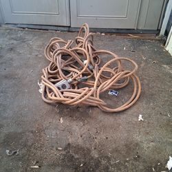 Exicstinion  Cord Super Hevey Duty  75 Feet Long 10 Gauge Wire In Cord