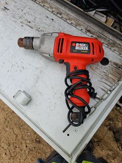 Black & Decker corded drill (DR500)