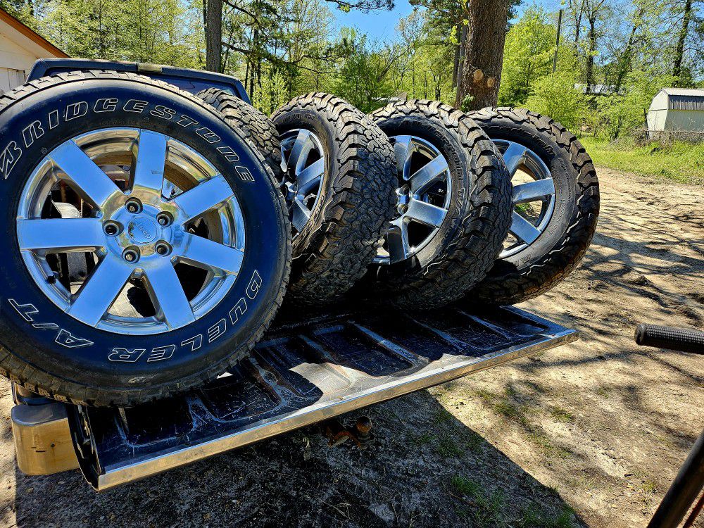 5 Polished Aluminum Jeep Wheels & Tires
