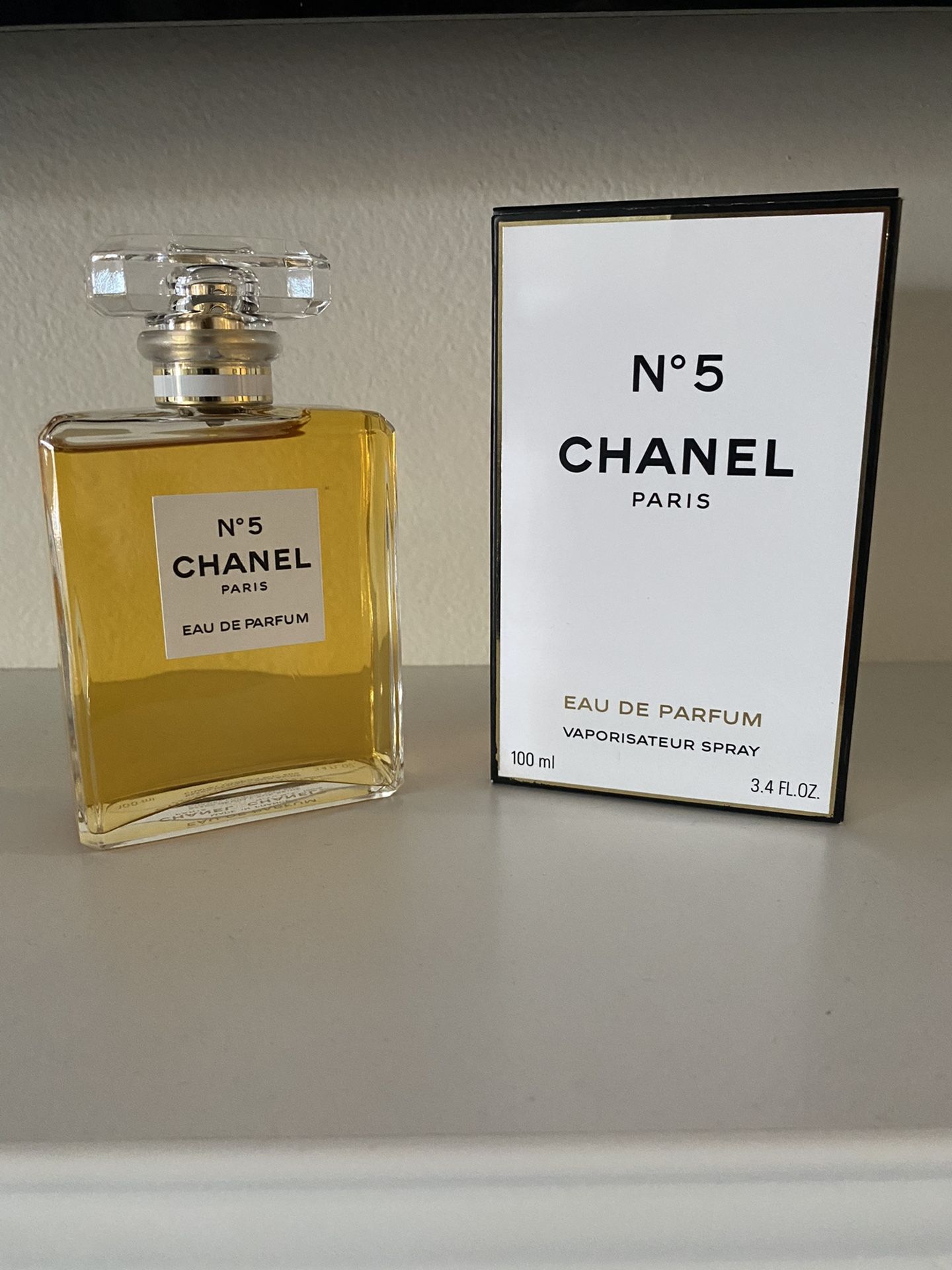 Chanel No 5 Perfume 