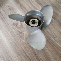 48-11074A40 Quicksilver propeller 23 pitch