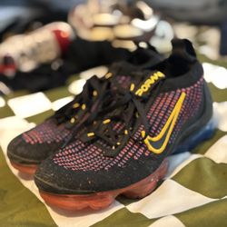 Nike Vapor maxes Size 5