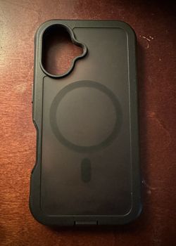 iPhone 16 MagSafe case