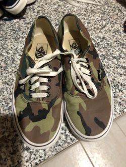 Vans size 6.5 men’ or 8 and woman