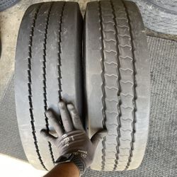215/75/17.5 Hankook