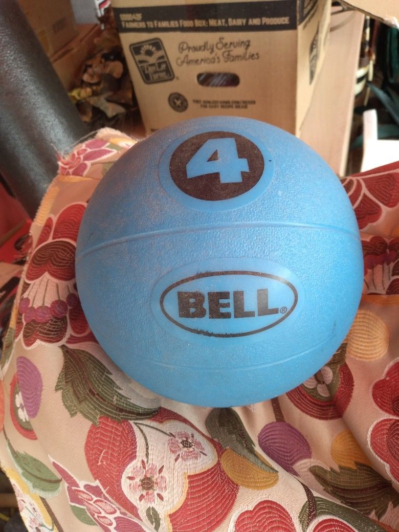 Ball. 4lbs
