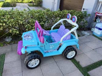 Frozen Jeep Power Wheel