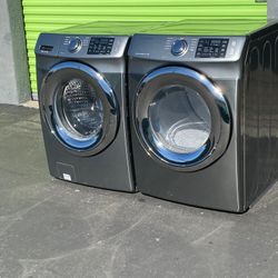 Samsung Front Load Washer And Stackable Gas Dryer Set In Stainless Steel Platnum 