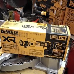 DEWALT XR 20V MAX BRUSHLESS DRYWALL CUT - OUT TOOL (TOOL ONLY)
