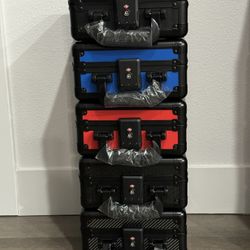 Zion Carrying Cases For Sportscards/pokemon/tcg Cards - Prices In Description 