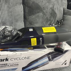 shark  cyclone cordless vacuum brand new open box