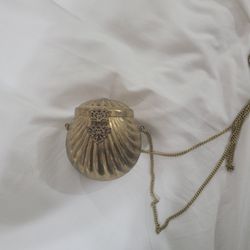 Small Golden Shell Purse
