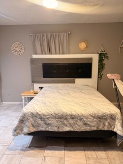 Bedroom set