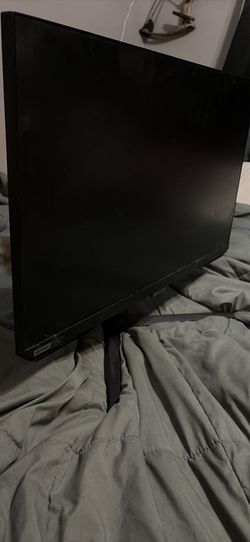 27” Samsung Odyssey G4 Series LED GAMING 240Hz