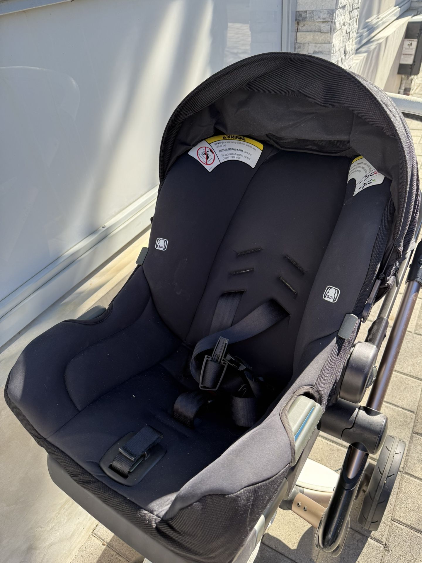 Nuna Car Seat