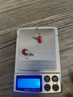 14k Yellow Gold Coral Screw On earrings 