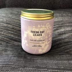 🍃 Fresh Cut Lilacs Single Wick Candle