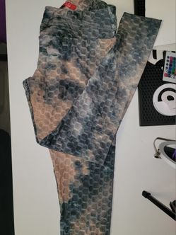 2 Pair Women's Leggings Size Large