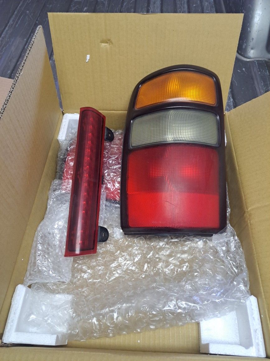 Gmc Yukon Lights