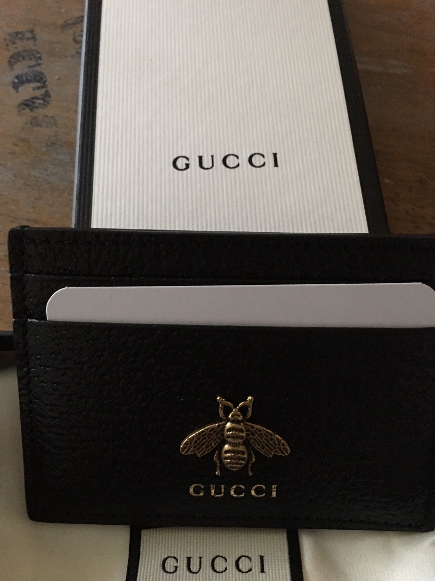 Gucci Anamalierleather Bumblebee card holder