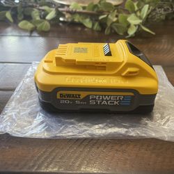 New 20V Power Stack Dewalt 5Ah Battery