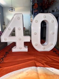 White Marquee Light Up 40th Number