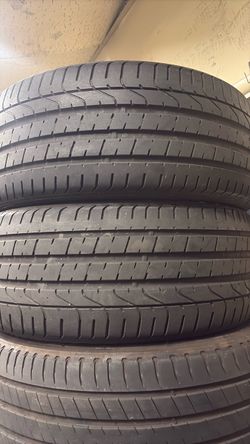 Tires 235-35r20 Pirelli