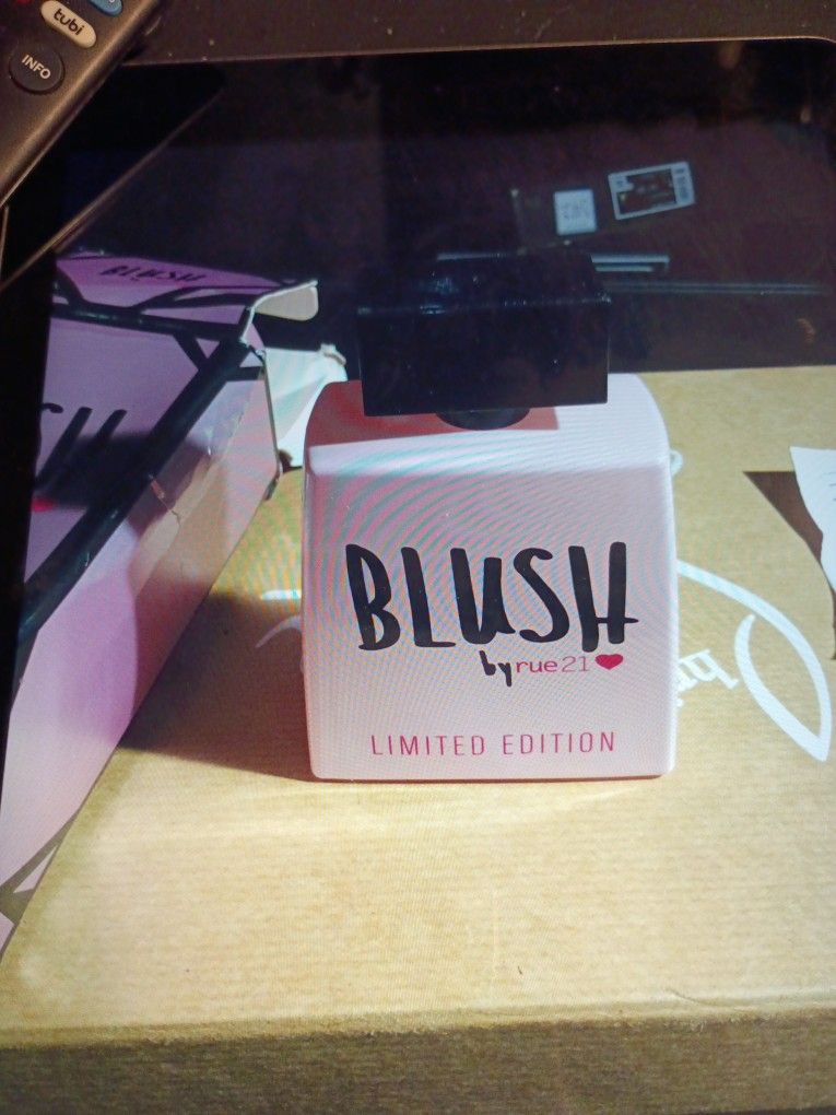 BLUSH LIMITED EDITION BY RUE 21 PERFUME SPRAY 3.4 FL OZ