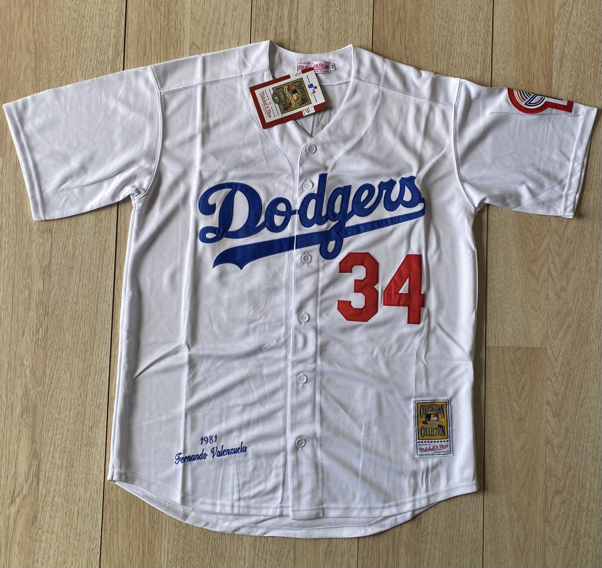 Dodgers Valenzuela WHITE JERSEY for Sale in Lynwood, CA - OfferUp