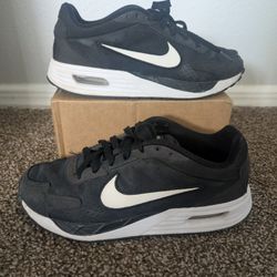 Nike Air Max Men's 7.5