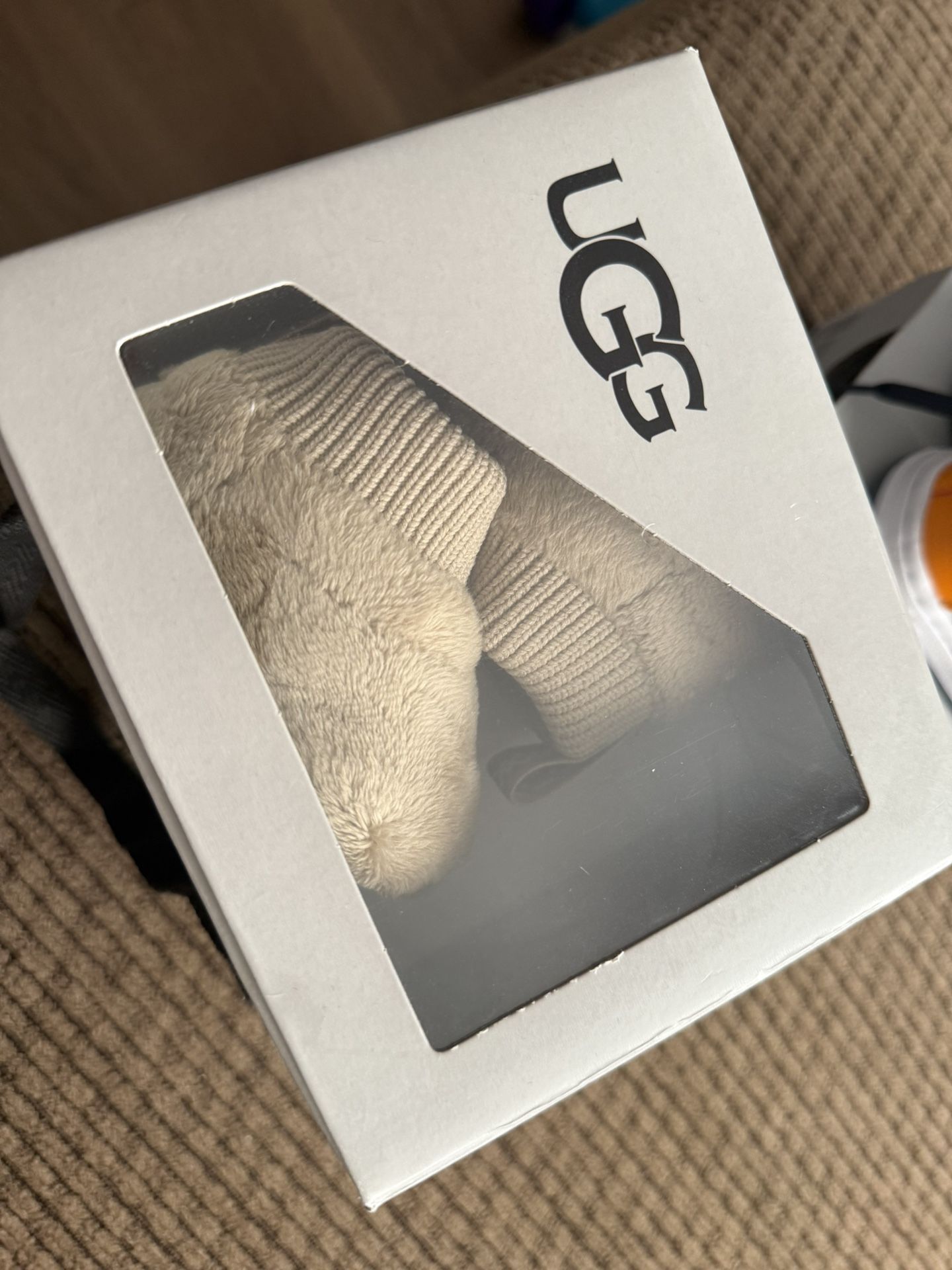 Ugg