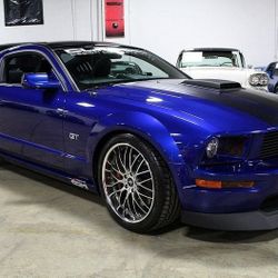 
 2005 Ford Mustang