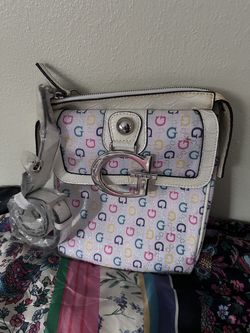 Guess messenger crossbody
