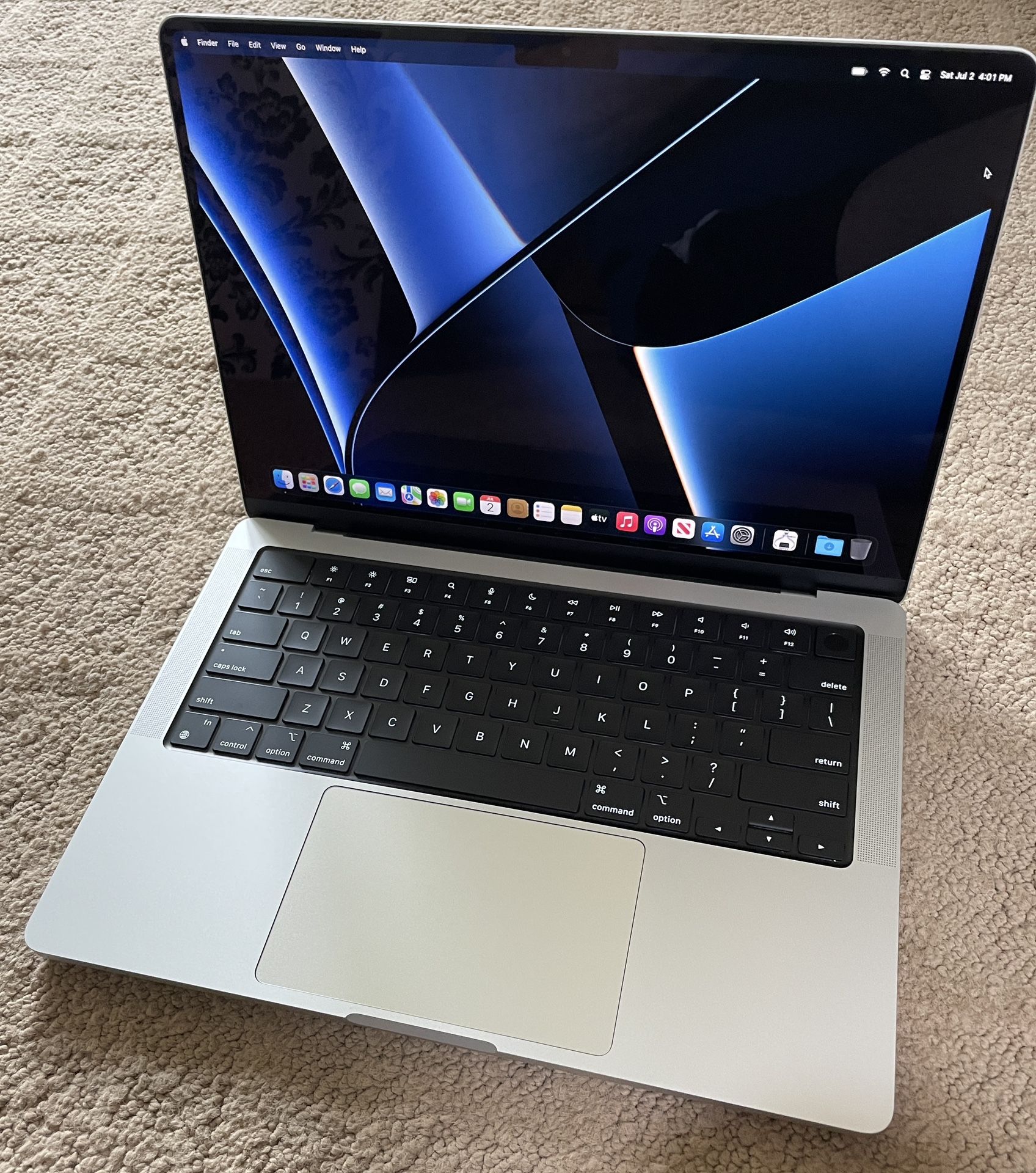 2023 14” MacBook Pro M3, 8GB RAM, 512GB SSD, Like New