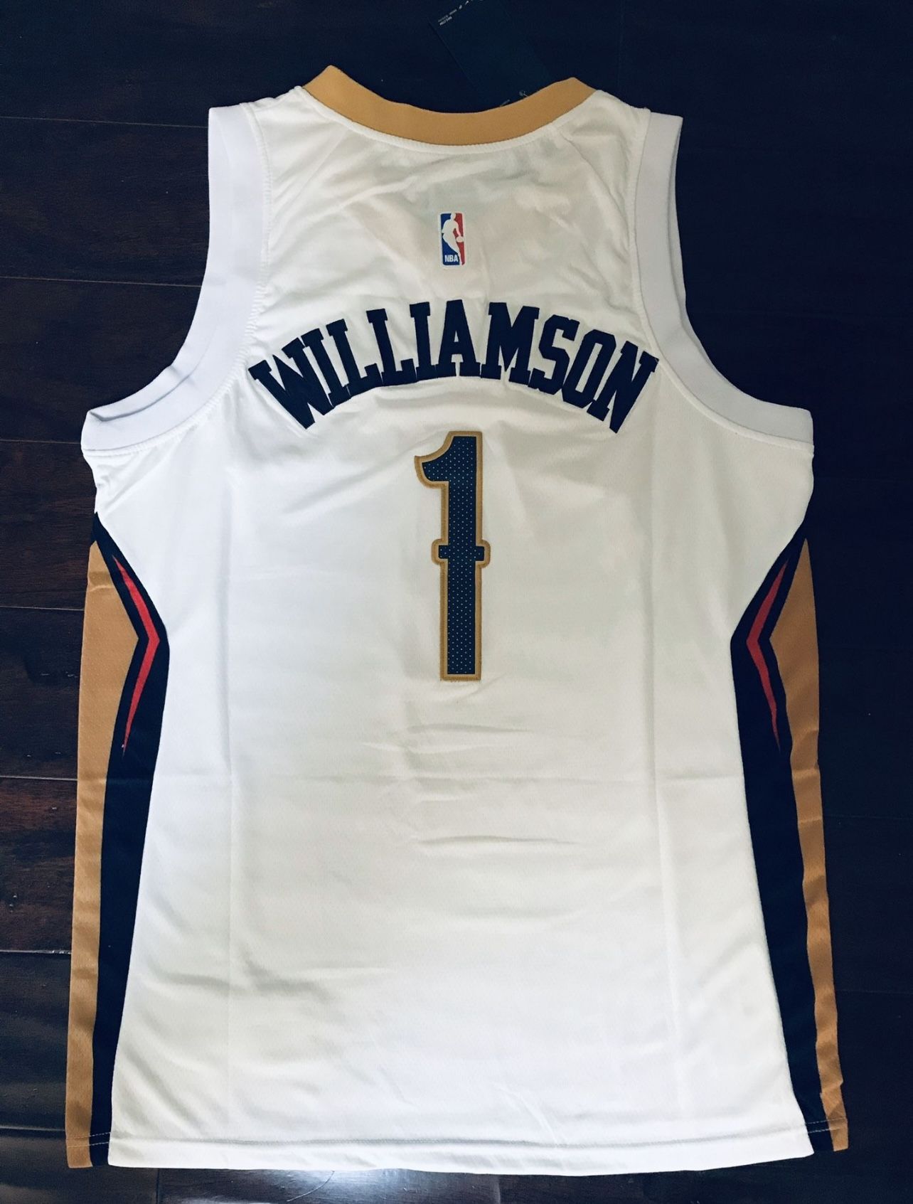 Zion Williamson - Size Large New with Tags