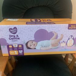 BRAND NEW NEVER OPENED! 162 Size 1 Diapers