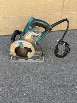 Makita Magnesium Corded Circular Saw
