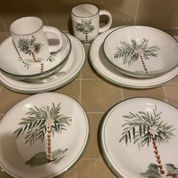 Gibson Designs 8 Piece Dish Set