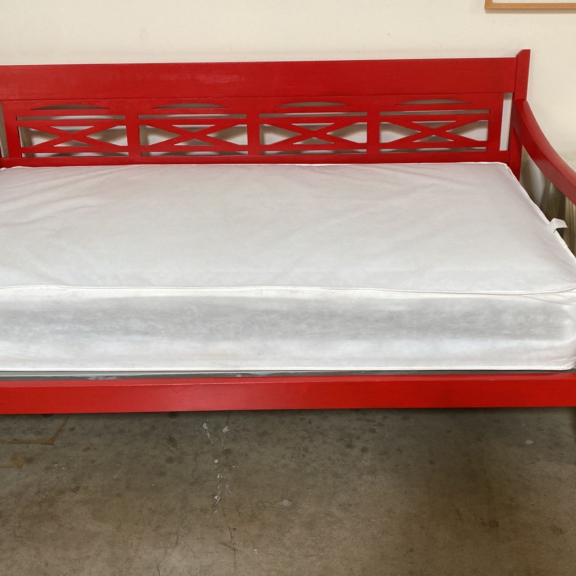Red Indonesian Day Bed
