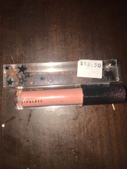 Lip gloss