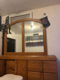 Real oak dresser 500 obo