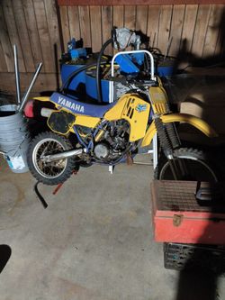 1984 yz80 with many extra parts runs