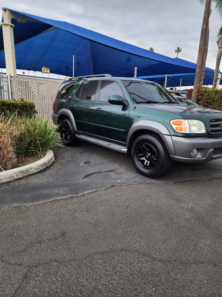 2003 Toyota Sequoia