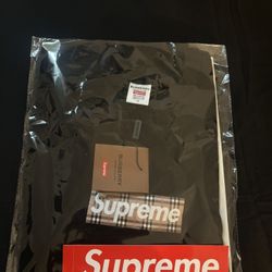 Burberry x Supreme