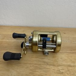 Shimano Calcutta 400 B Fishing Reel