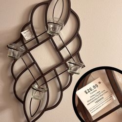 Set of 4 candle holders (NEW)