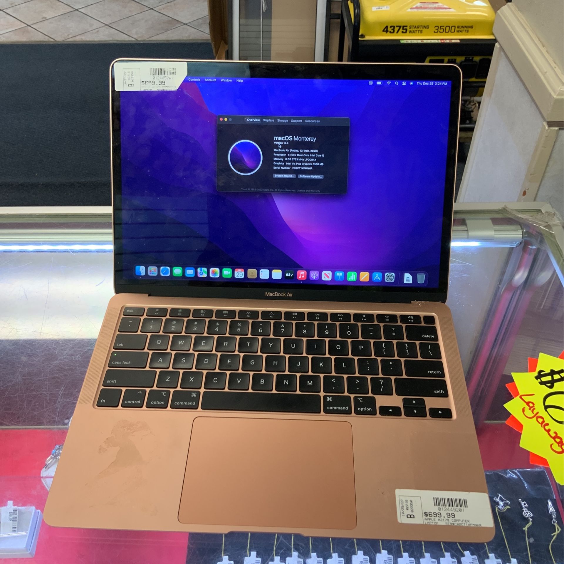 Apple MacBook Air (2020)