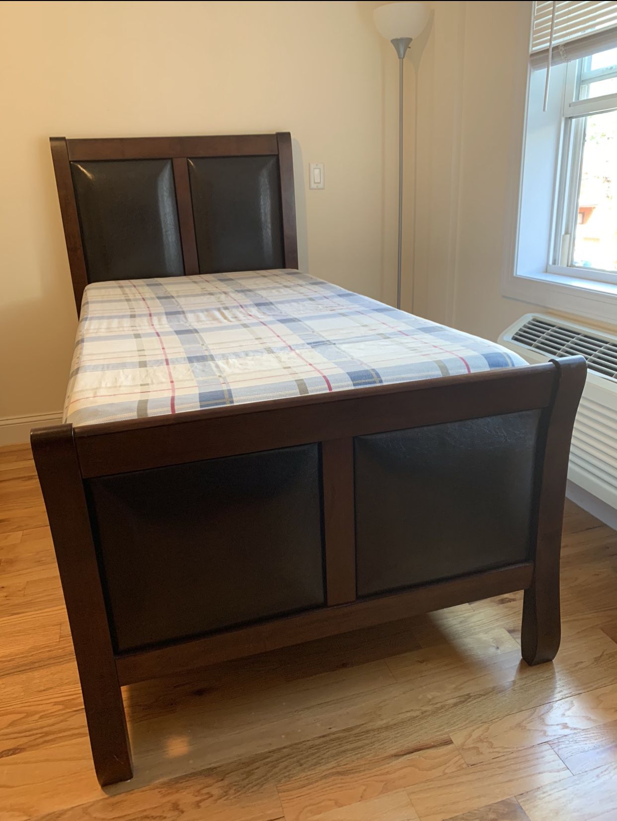 Bed + twin mattress used for 6 months