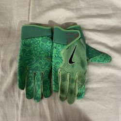 Adult Small nike Gloves