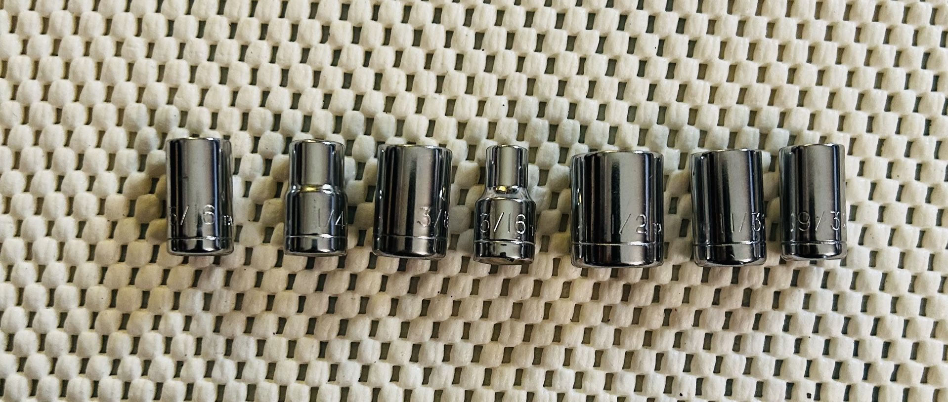 7 Piece Unbranded Sockets NWOT